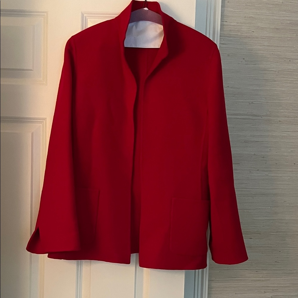 Beautifully made and tailored wool jacket.